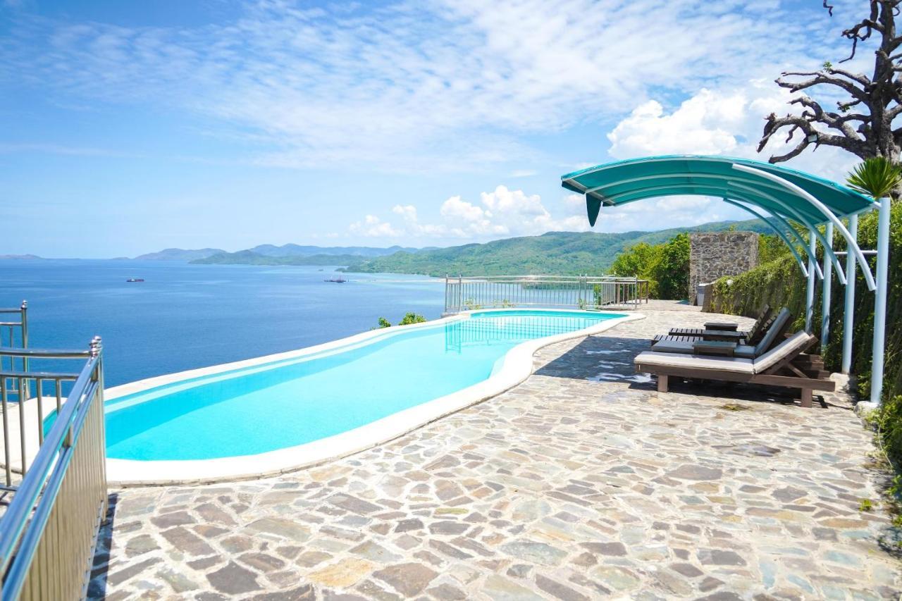 Theodor At Labuan Bajo Hotell Exteriör bild