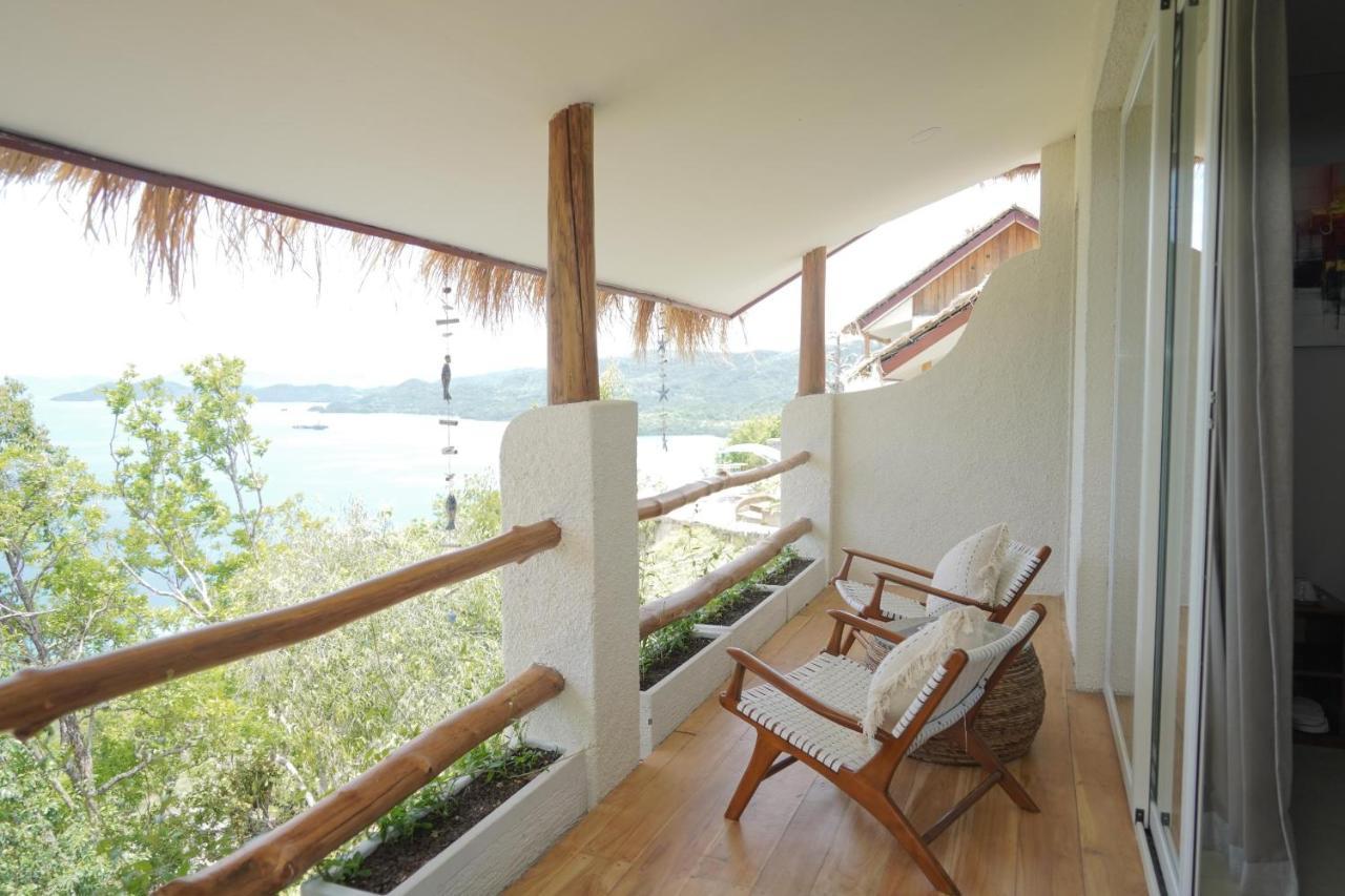 Theodor At Labuan Bajo Hotell Exteriör bild